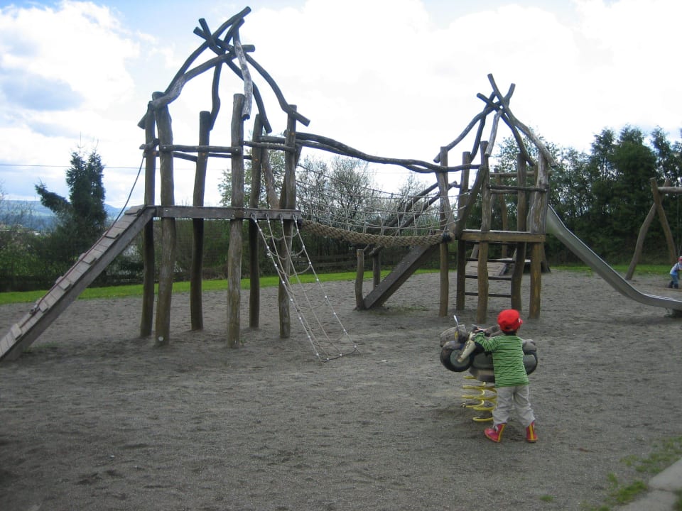 Super Spielplatz! Feriendorf Öfingen