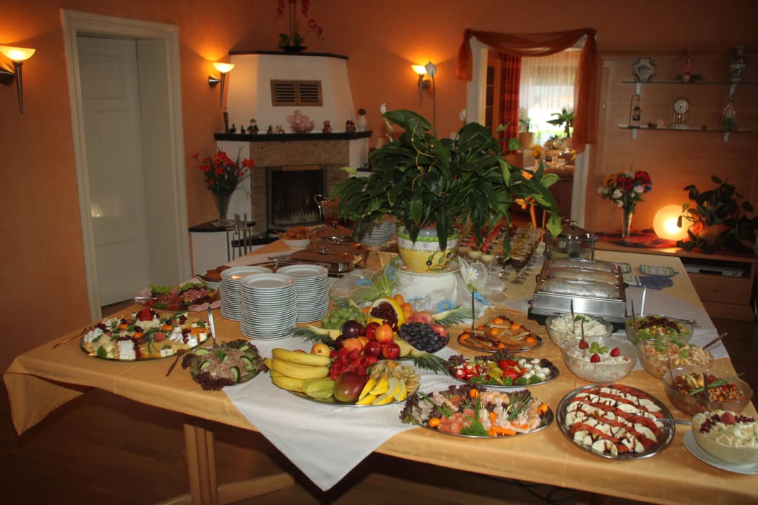 Buffet Hotel & Pension Aßmann