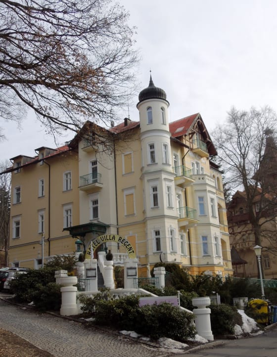 Außenansicht Hotel Villa Regent