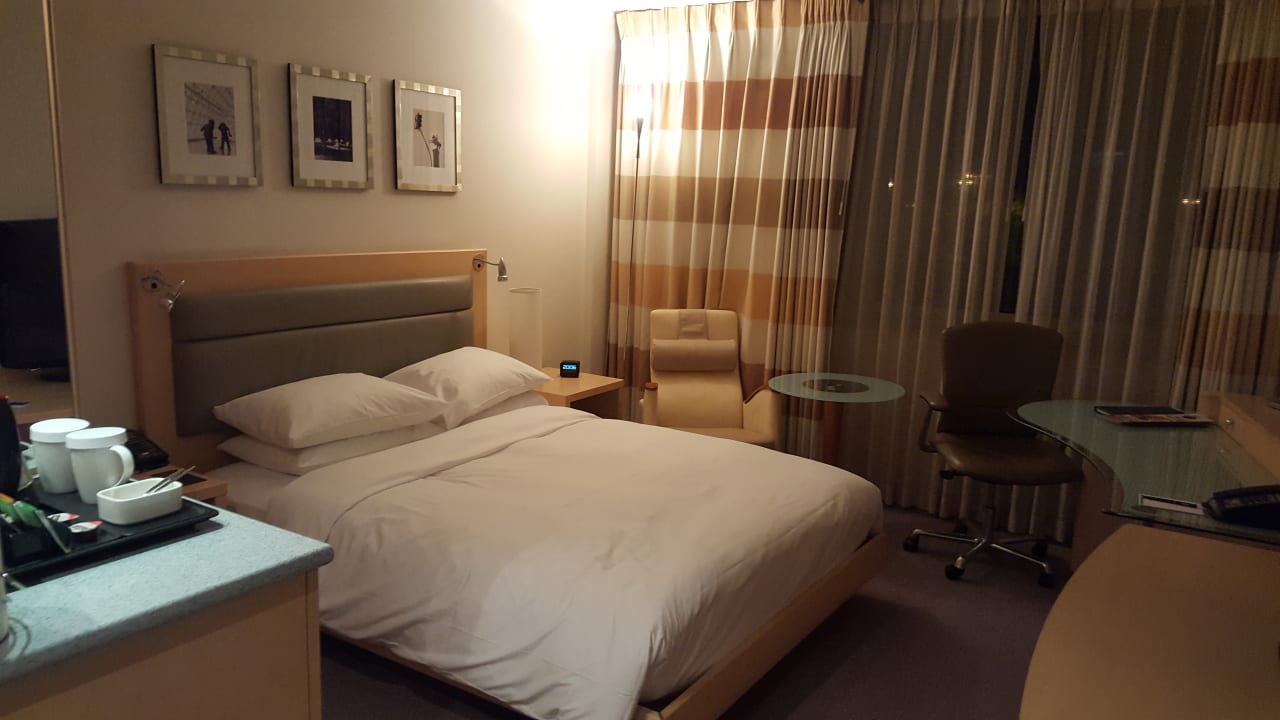 Zimmer Hilton Düsseldorf