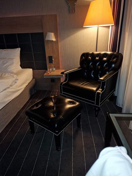 Zimmer Mövenpick Hotel Stuttgart Airport