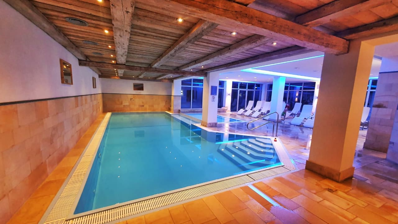 Pool Hotel Tyrol