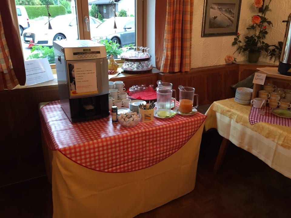 Frühstück  Gasthof Pension Säuling