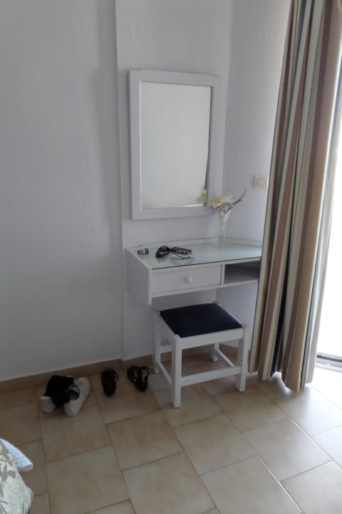 Zimmer Mrs Chryssana Beach Hotel