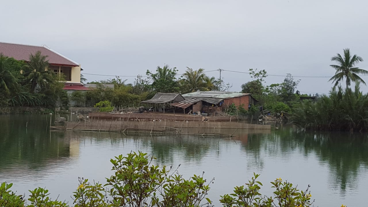 Blick von der Terrasse auf den Fluß Hotel Hoi An Beach Resort