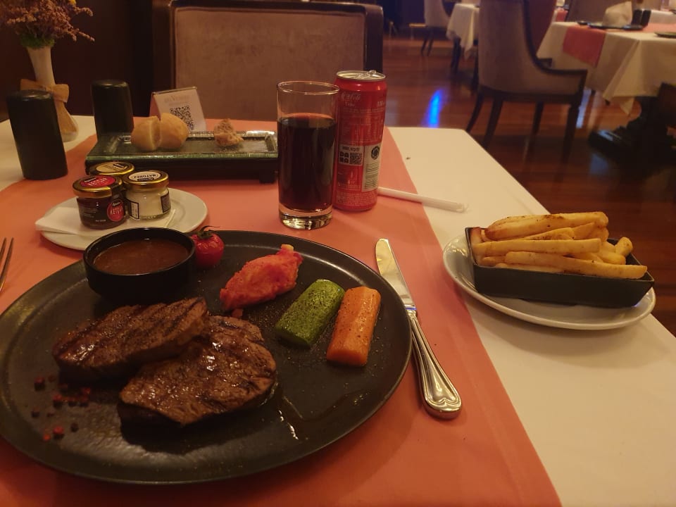 Gastro Hotel Crowne Plaza Istanbul Asia