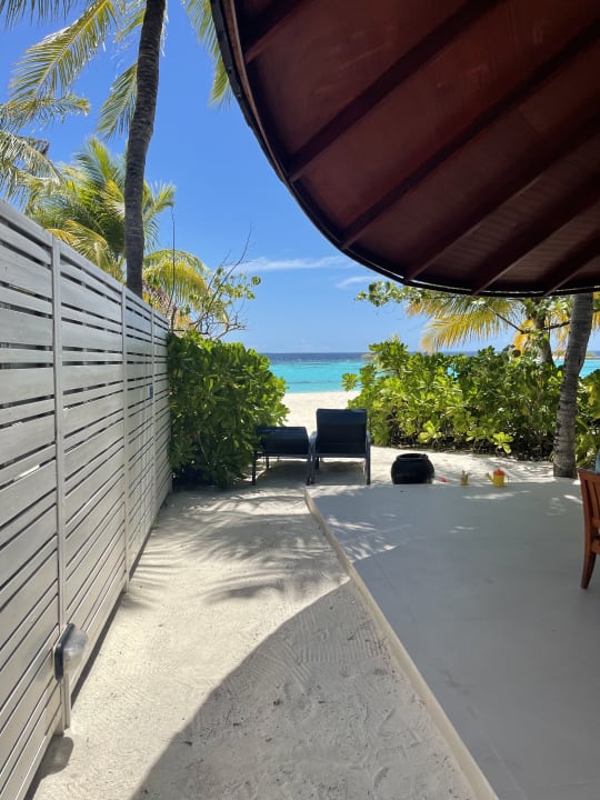 Zimmer Machchafushi Island Resort & Spa Maldives, The Centara Collection