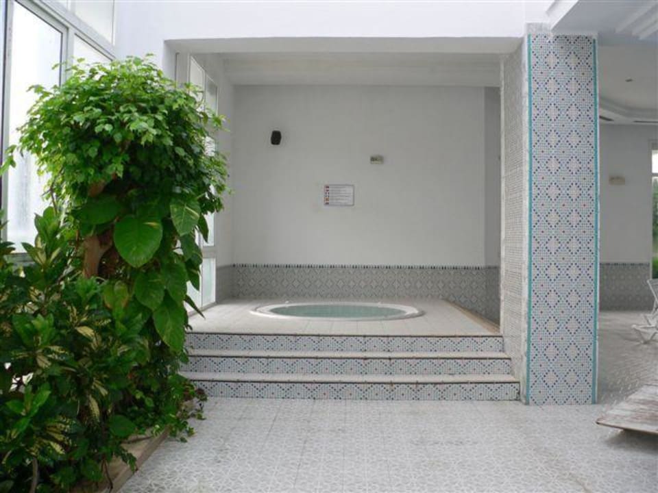 Whirlpool im Hallenbad El Mouradi Club Kantaoui