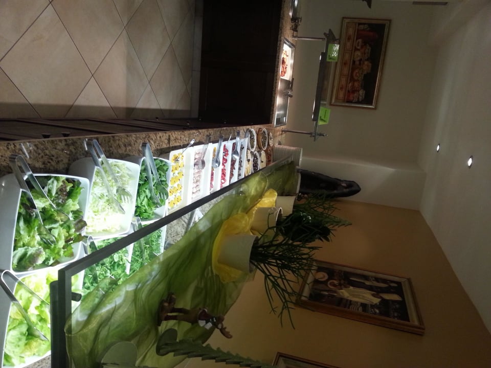 Leckeres Salatbuffet Hotel Klausnerhof