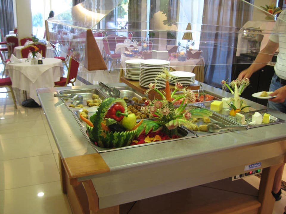 Büffet zum Griechischen Abend Afandou Bay Resort Suites