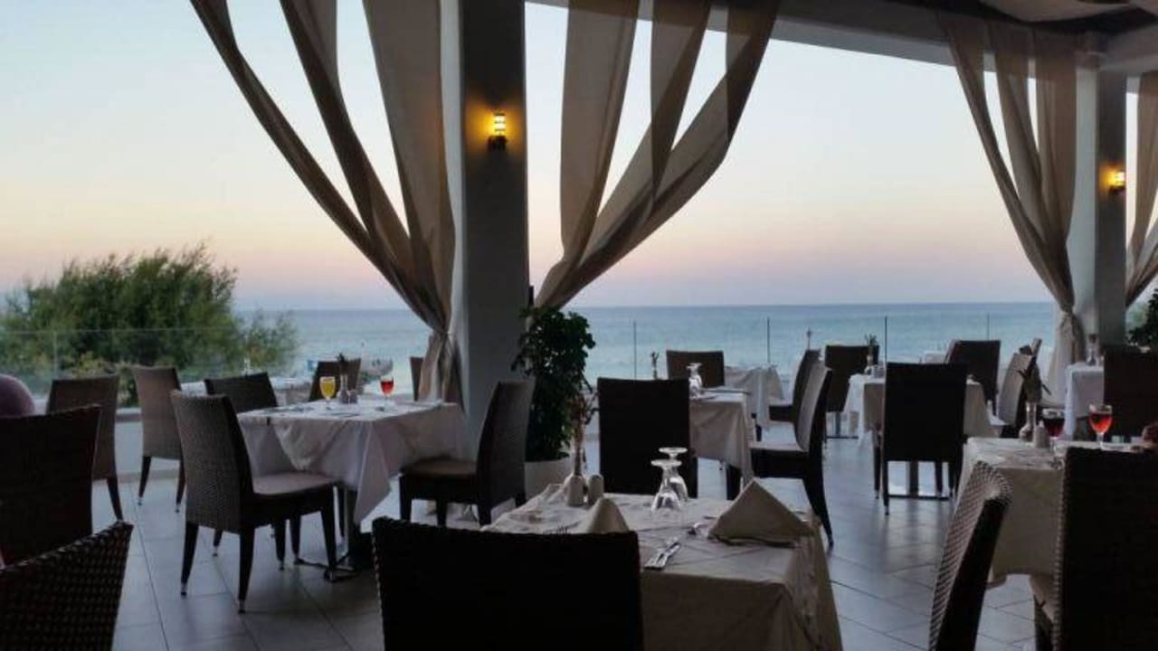 Aussicht beim Essen TUI BLUE Oceanis Beach and Spa Resort