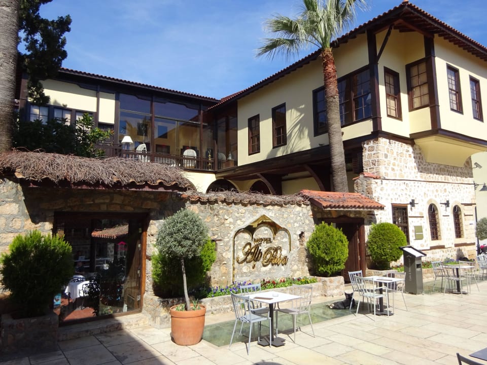 Eingang von aussen Alp Pasa Hotel - Special Class