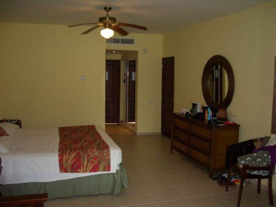 Zimmer Ocean Blue & Sand