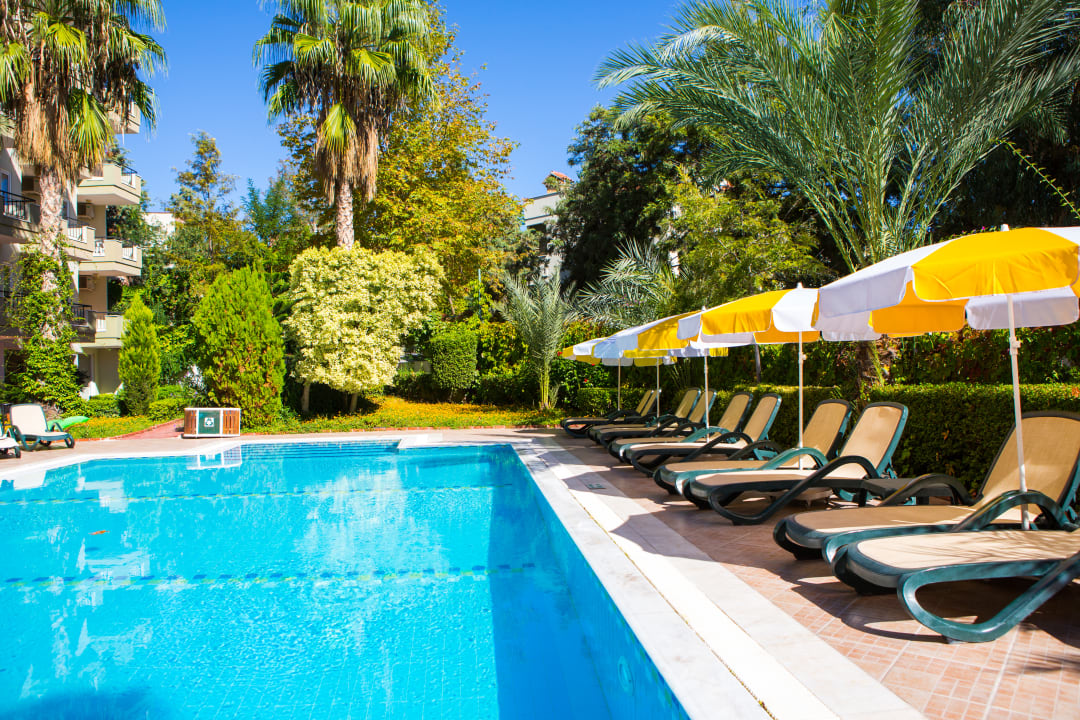 Pool Hotel Gardenia Beach