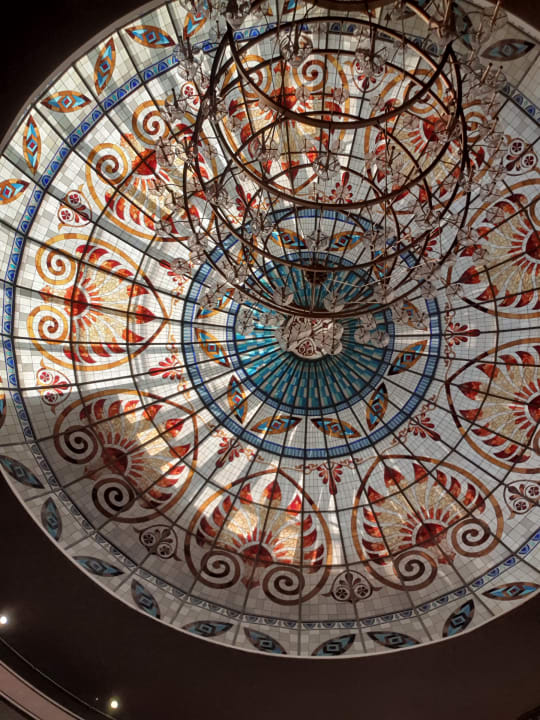 Lobby Crystal Prestige Pearl Collection