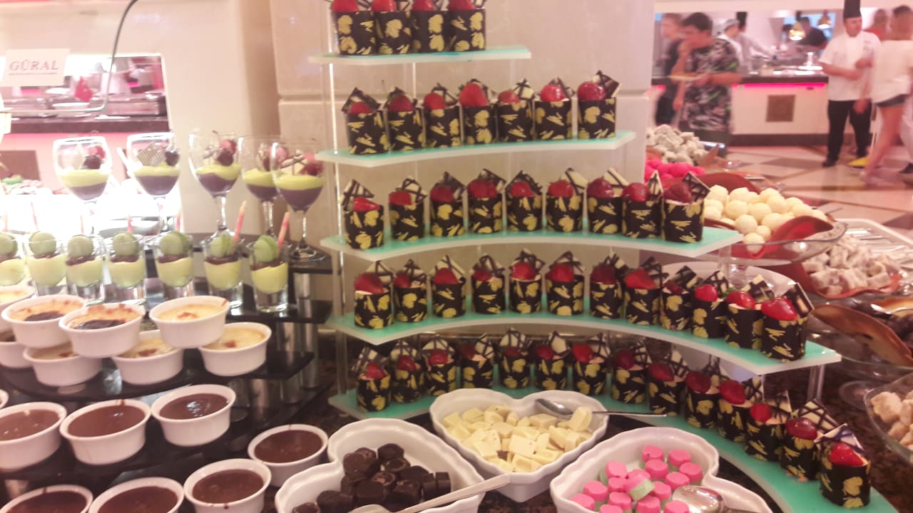 Zuckerfest Güral Premier Belek