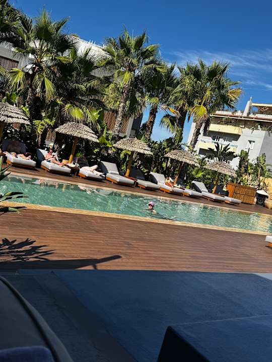 Pool OKU Ibiza