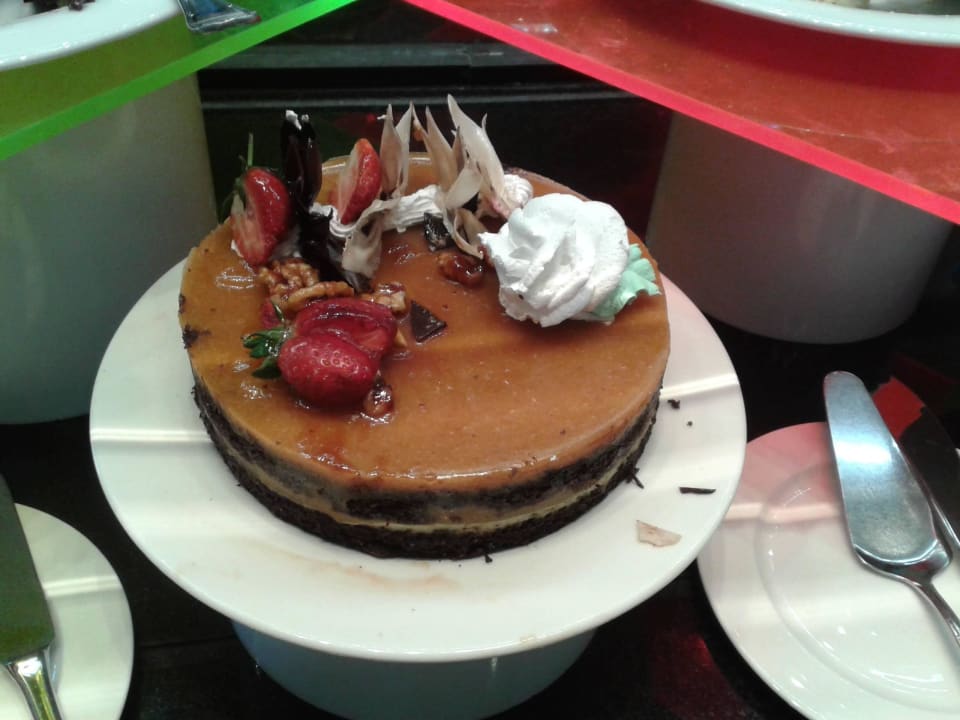 Dessert Diamond Excellence Resort & Spa