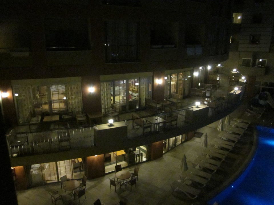Blick von aussen Hotel Side Star Park
