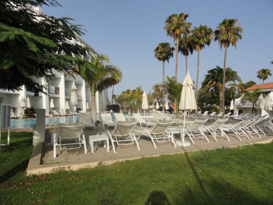 Pool mit Strandzone Sunprime Atlantic View