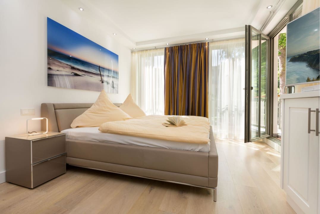 Schlafzimmer 2 Apartments Parkvilla Mathilde by Callsen