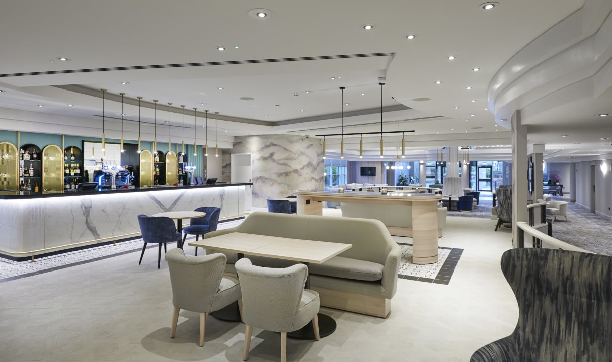 Lobby Hilton London Croydon