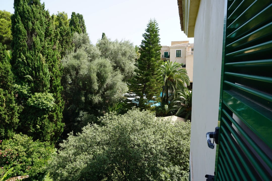 Aus dem Zimmer Lago Garden