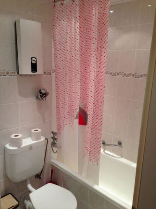 Badewanne/Dusche (heiß) Appartementhotel Haus Berghof