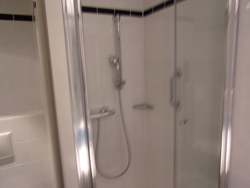 Zimmer Holiday Inn Express Frankfurt - Airport