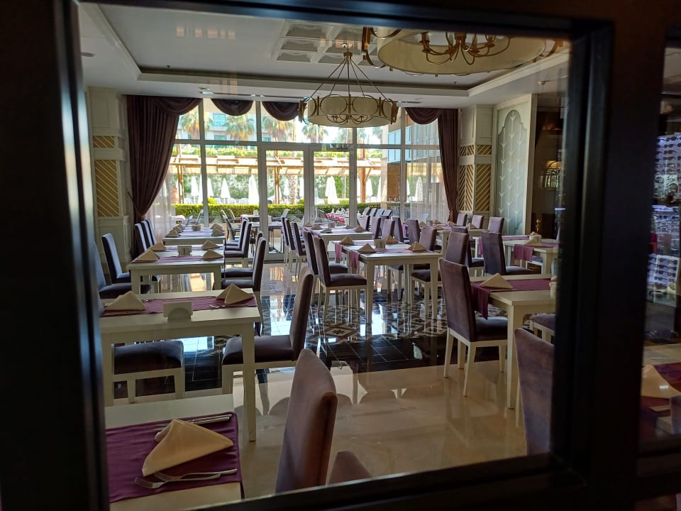 Gastro Mary Hotel Side