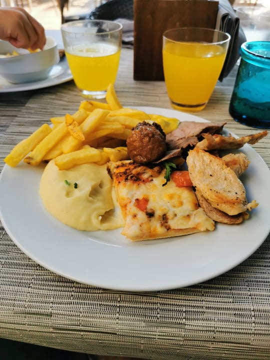 Gastro R2 Lago Playa Park