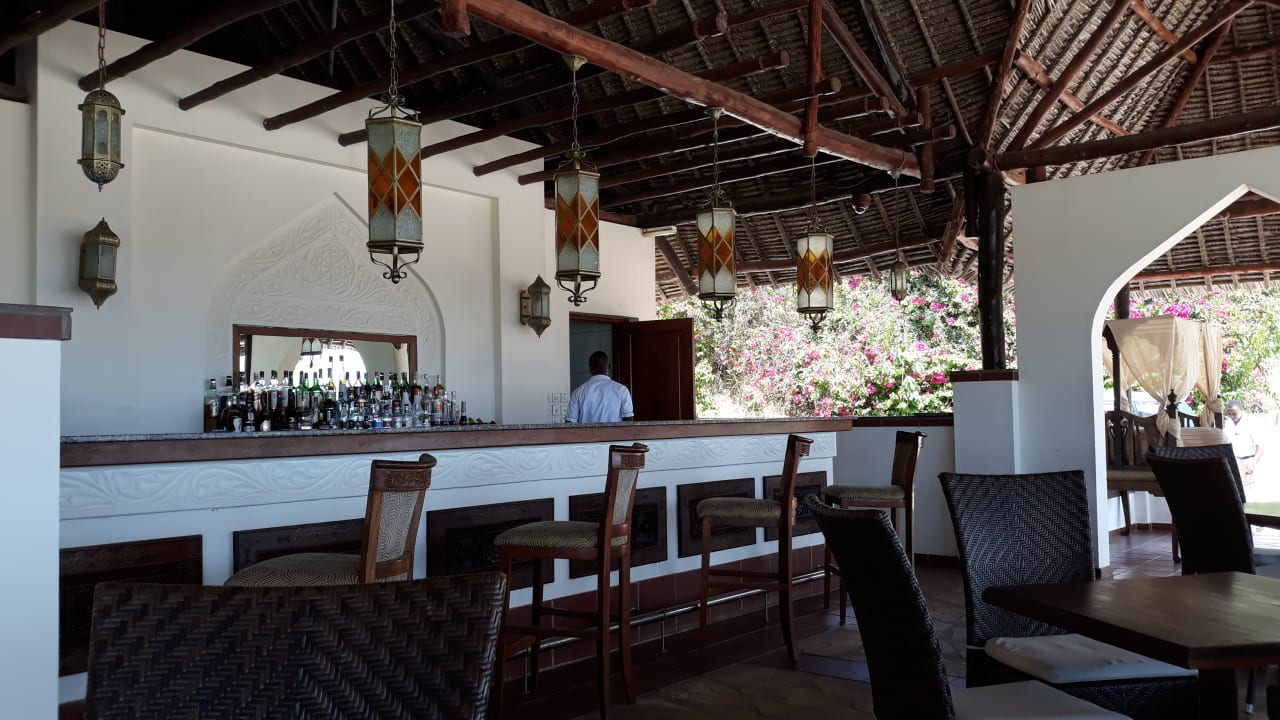 Gastro Sea Cliff Resort & Spa