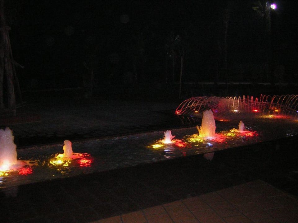 Die neuen Wasserspiele an der Promenade Gardenia Hotel