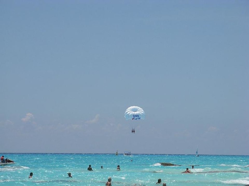 Türkisblaues Meer Hotel Riu Tequila