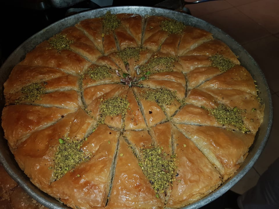 Gastro Well Palace Side