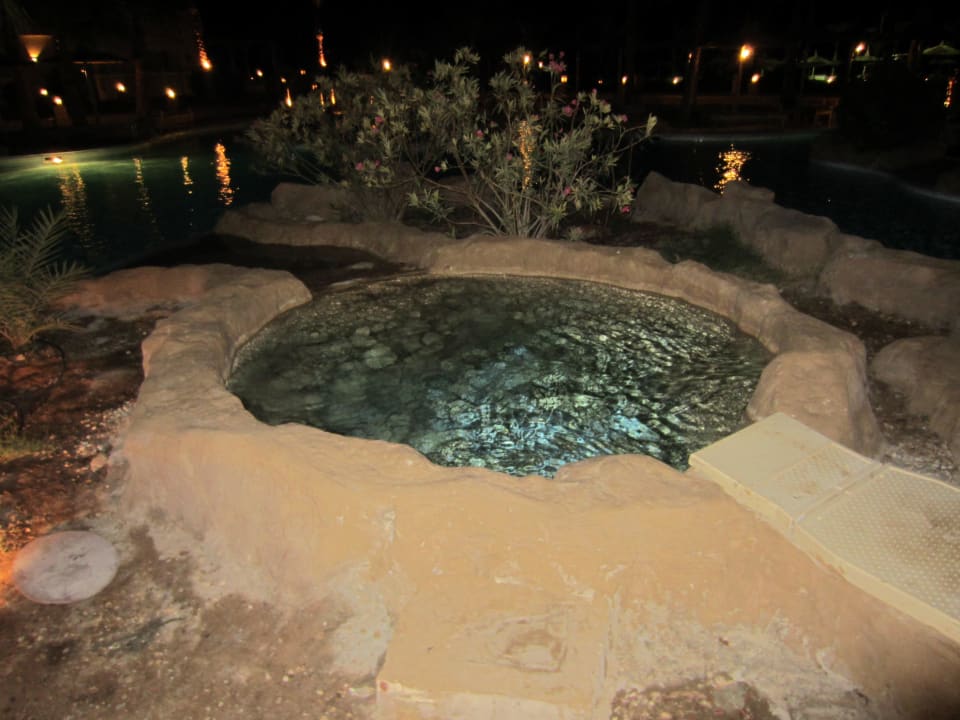 Pool bei Nacht Pickalbatros Palace Resort