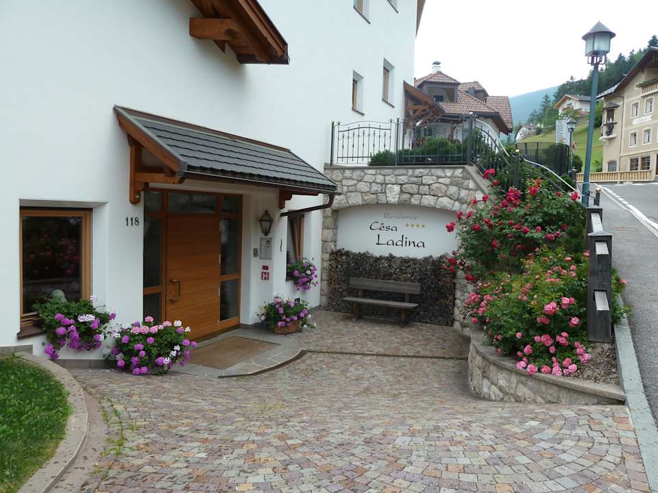 Eingang Residence Residence Cesa Ladina