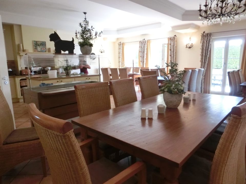 Frühstücksraum Hotel Ampervilla