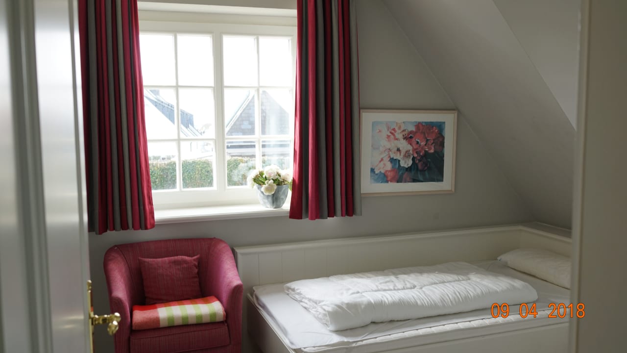 2-Bett Zimmer Ferienwohnung Christa  Appartment 4. OG-rechts