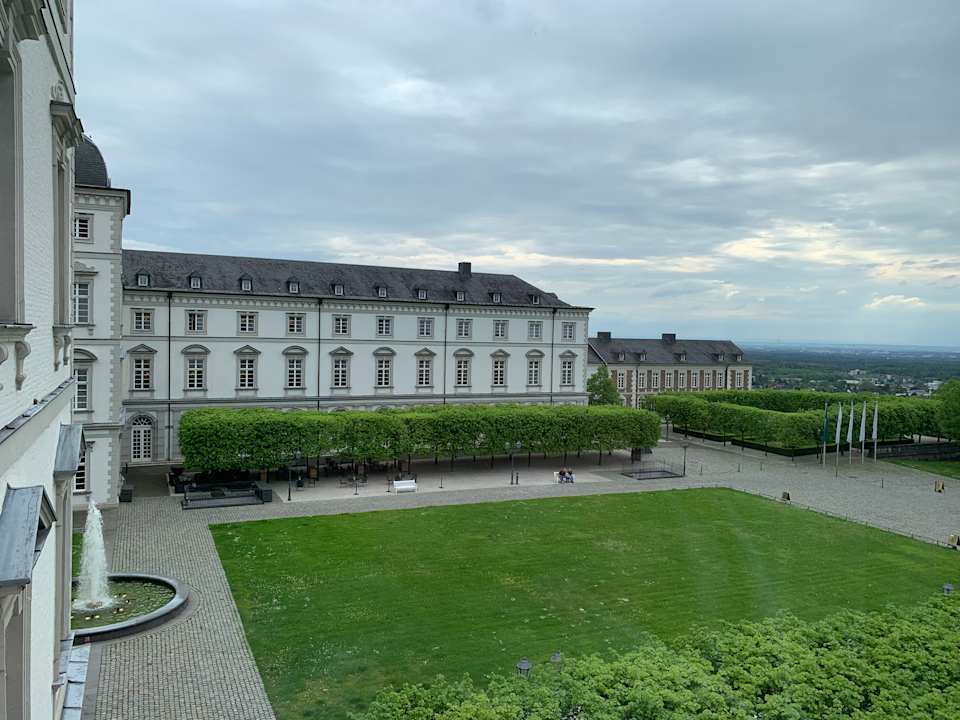Außenansicht Althoff Grandhotel Schloss Bensberg