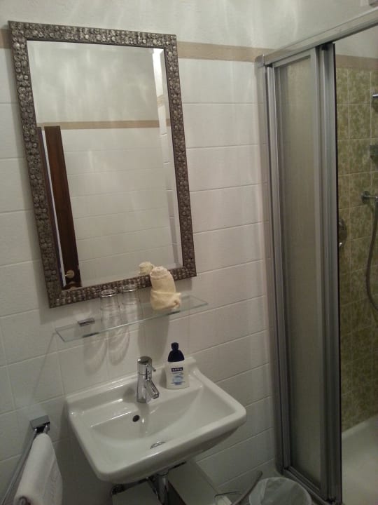 Badezimmer Hotel garni Bellevue