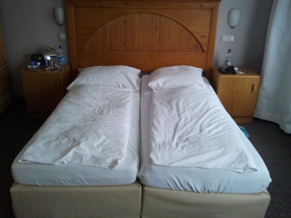 Bilder v. Zimmer zum Hof Hotel 66