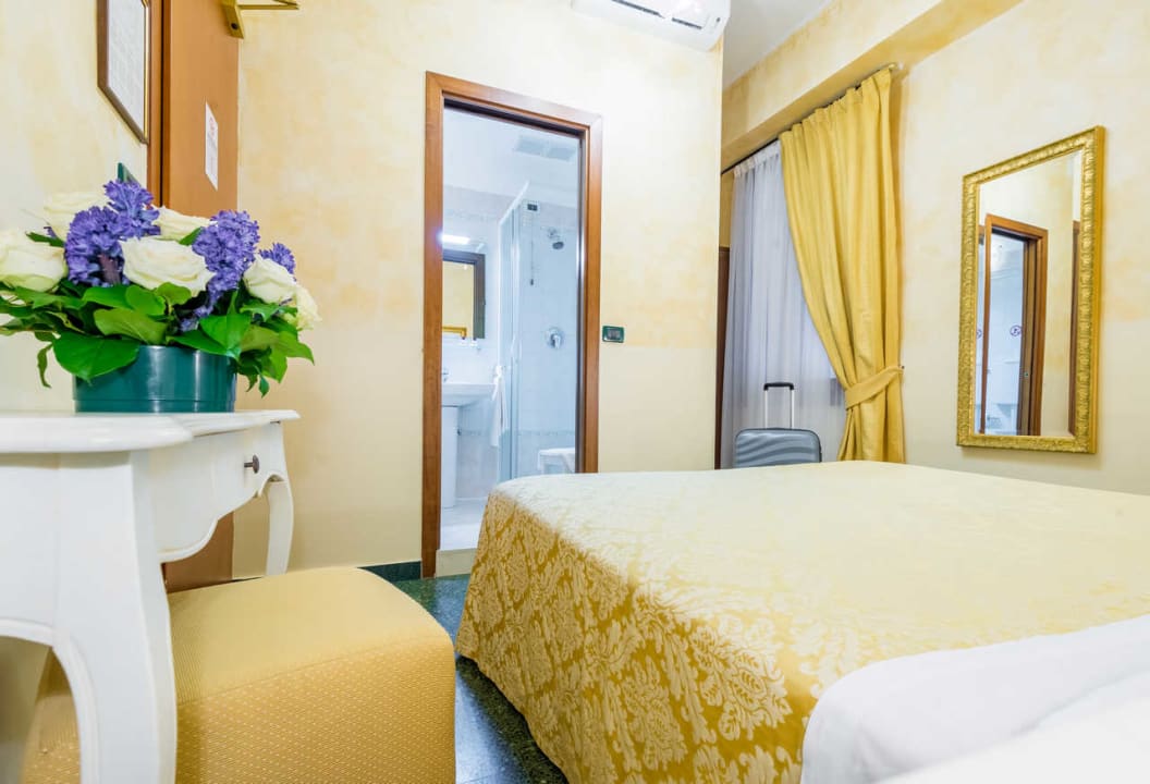 Zimmer Hotel Mercurio