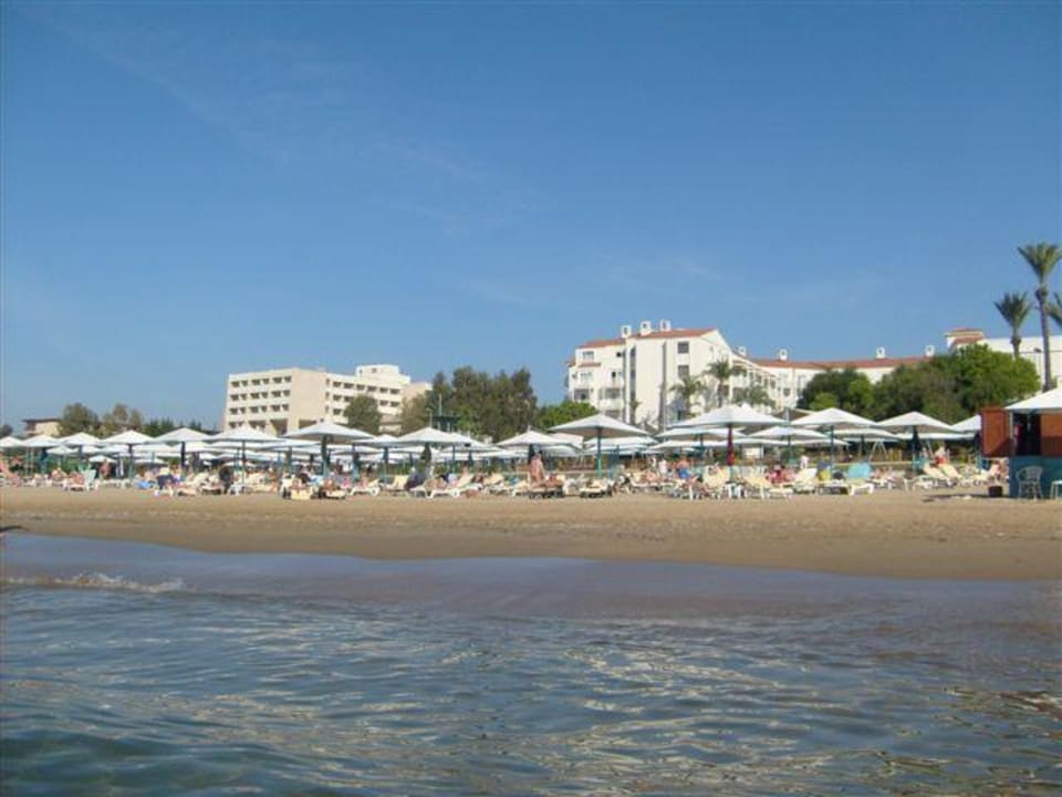 Hotelansicht aus dem Meer raus PALOMA Perissia