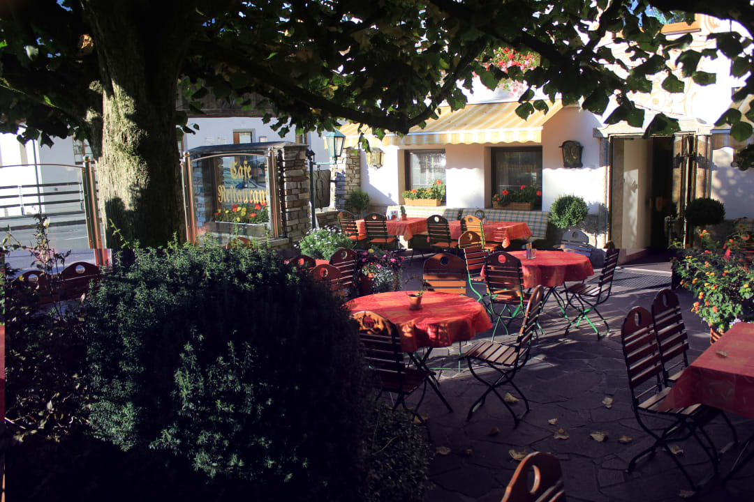 Vorderansicht Gasthof Klausen