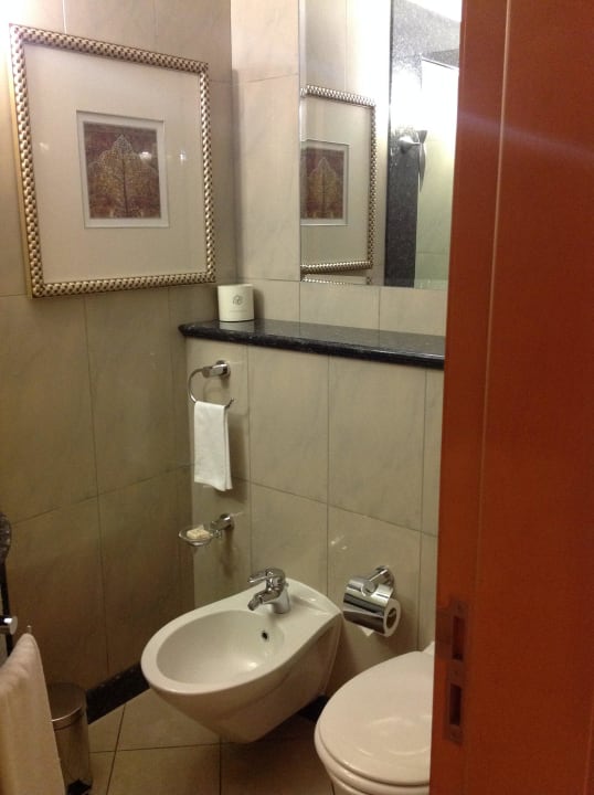 Suite 1801 - Gästetoilette Fairmont Dubai