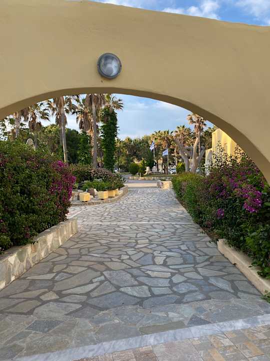 Gartenanlage Euro Village Achilleas Hotel
