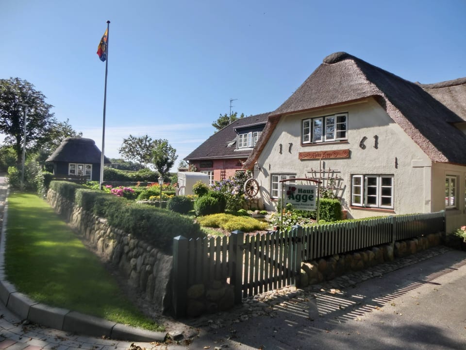 Außenansicht Eingang Haus Agge Pension Haus Agge