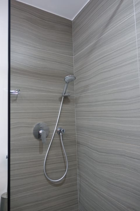 Zimmer Crystal Springs Beach Hotel