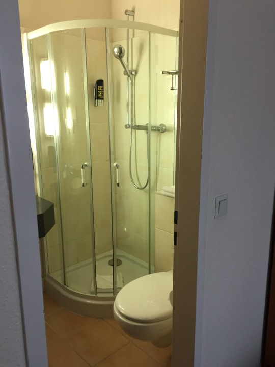 Zimmer Hotel Lumen am Hauptbahnhof